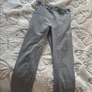 Old Navy Active High Rise Capri Pants